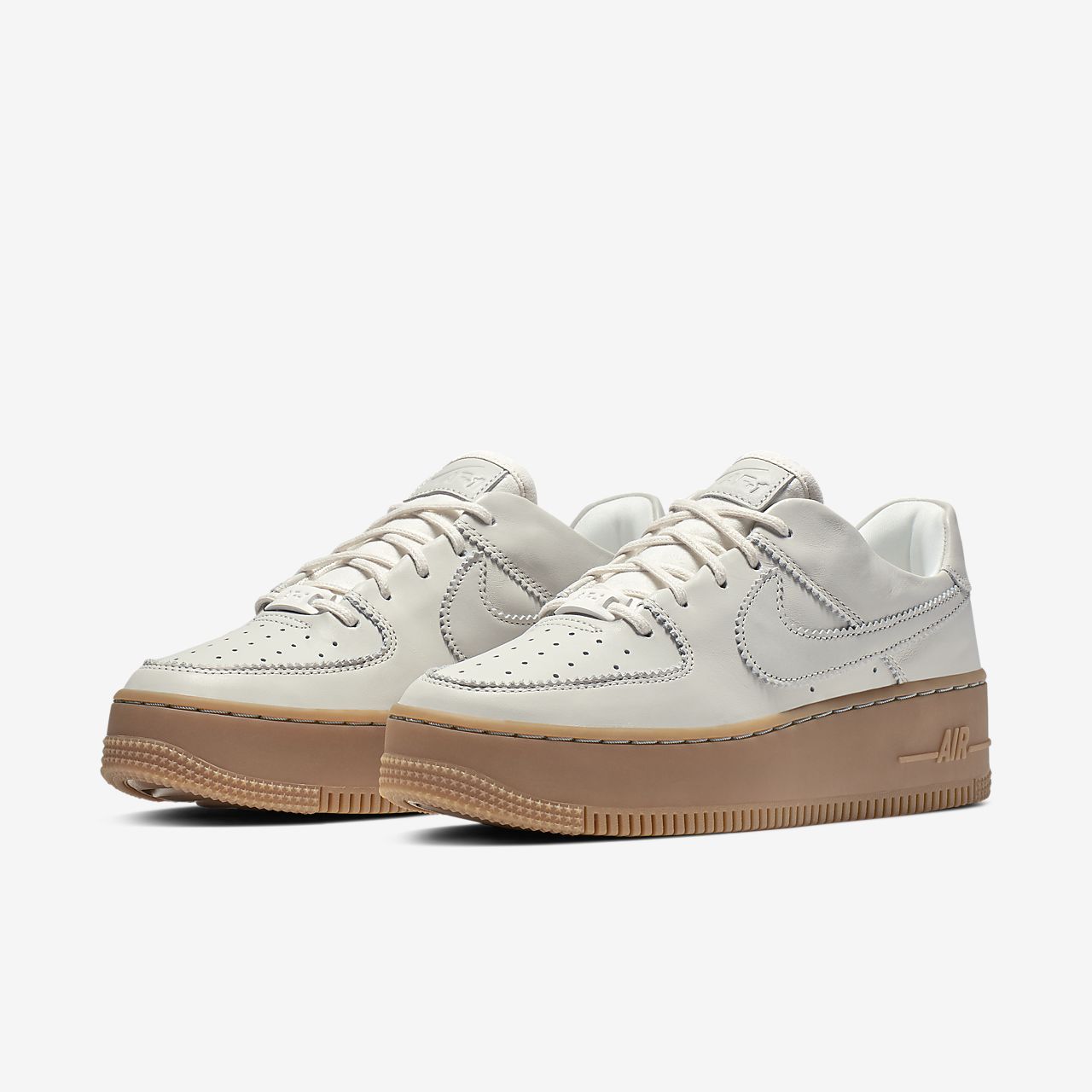 Ucuz Nike Bayan Gunluk Ayakkab Nike Air Force 1 Sage Low LX Beyaz Ac k Kahverengi Beyaz Fiyat